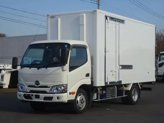 日野 デュトロ 小型 冷凍冷蔵 中温 床ステンの中古トラック画像1