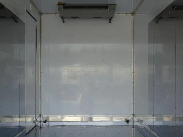 日野 デュトロ 小型 冷凍冷蔵 中温 床ステンの中古トラック画像7