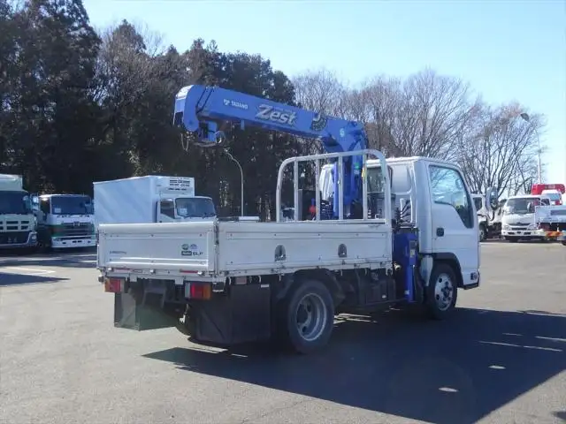 いすゞ エルフ 小型 クレーン付 3段 ラジコンの中古トラック画像3