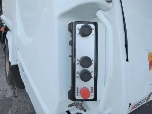いすゞ フォワード 中型/増トン パッカー車 プレス式 2PG-FRR90S2の中古トラック画像11