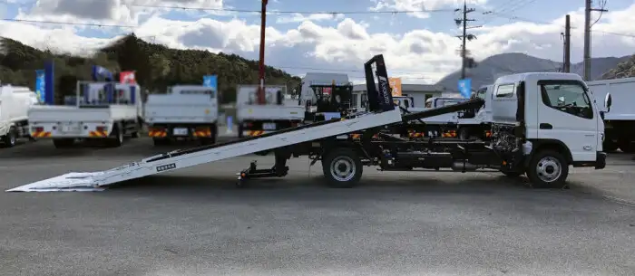 三菱 キャンター 小型 車両重機運搬 ラジコン ウインチの中古トラック画像2