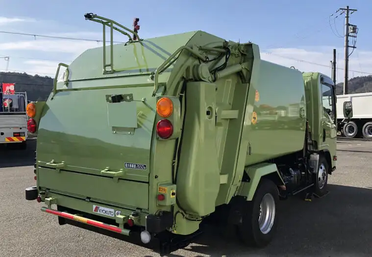 いすゞ エルフ 小型 パッカー車 巻き込み式 回転ダンプ式の中古トラック画像3