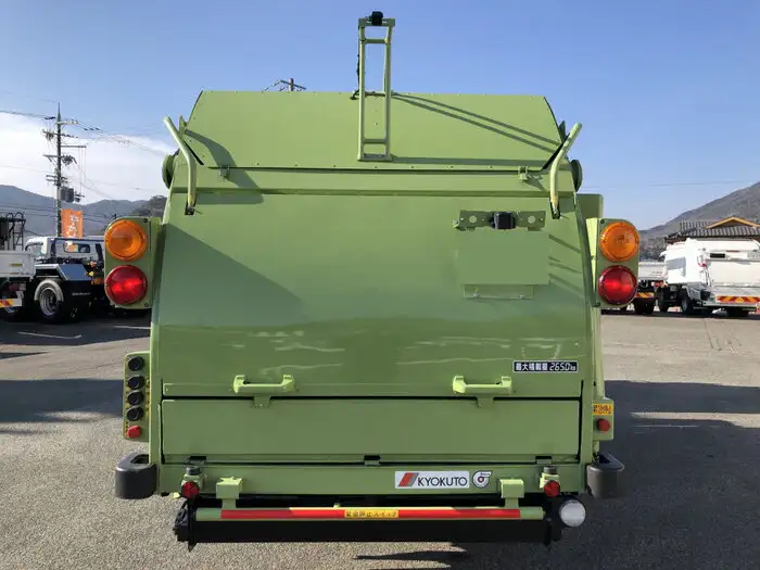 いすゞ エルフ 小型 パッカー車 巻き込み式 回転ダンプ式の中古トラック画像4