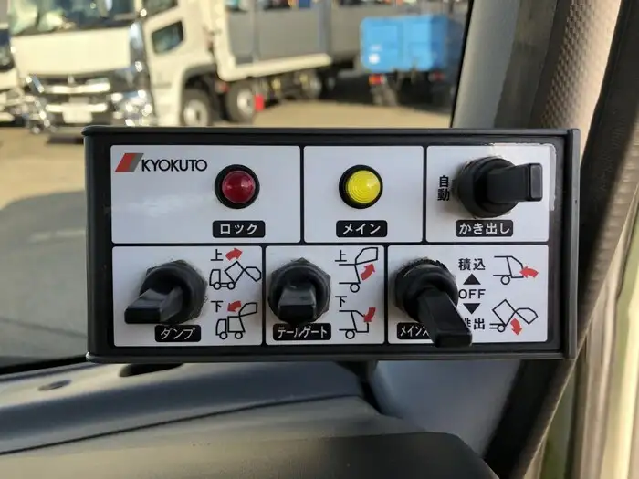いすゞ エルフ 小型 パッカー車 巻き込み式 回転ダンプ式の中古トラック画像10