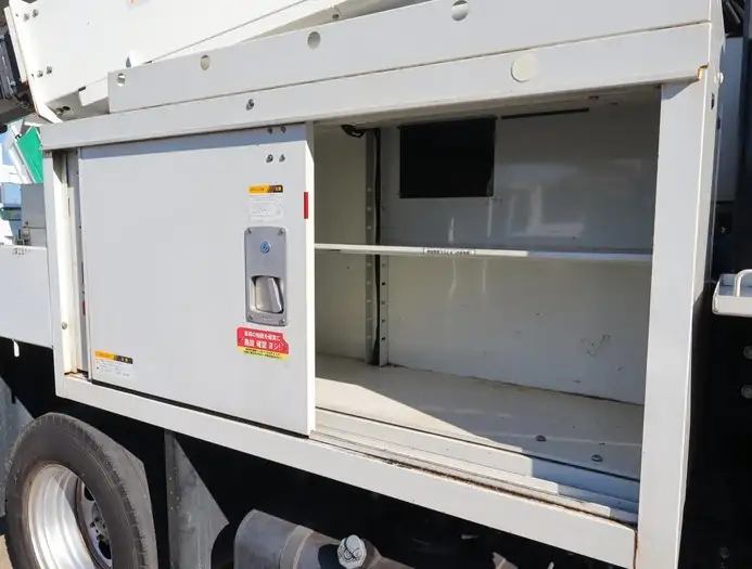 三菱 キャンター 小型 高所・建柱車 高所作業車 電工仕様の中古トラック画像5