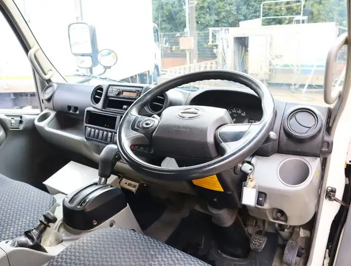 日野 デュトロ 小型 アルミバン ボトルカー 2RG-XZU655Mの中古トラック画像10