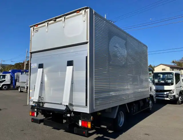 マツダ タイタン 小型 アルミバン パワーゲート サイドドアの中古トラック画像2