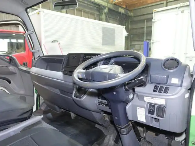 三菱 キャンター 小型 ウイング SKG-FEB90 H23の中古トラック画像10