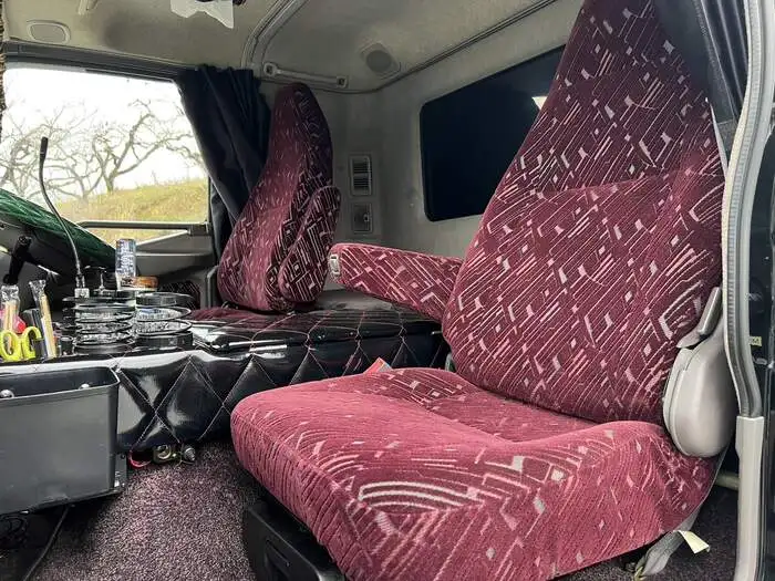 三菱 ファイター 中型/増トン 平ボディ アルミブロック ベッドの中古トラック画像11