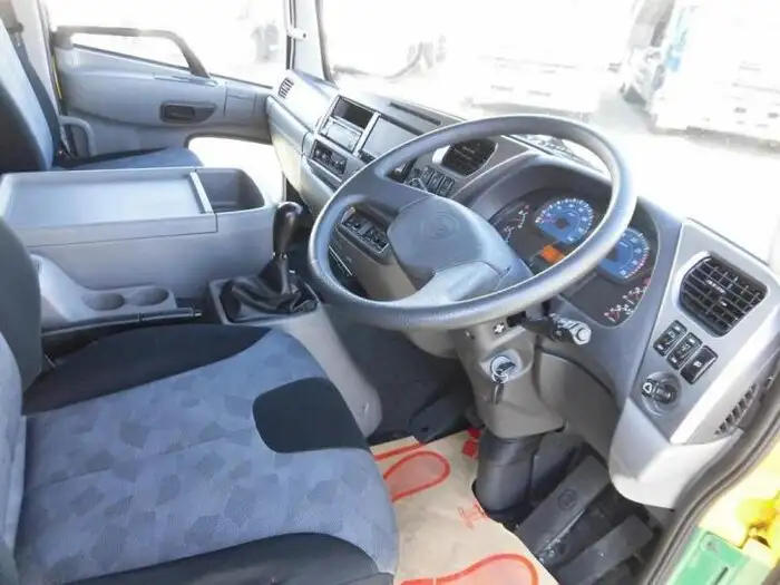 日産UD コンドル 中型/増トン 平ボディ アルミブロック ベッドの中古トラック画像12