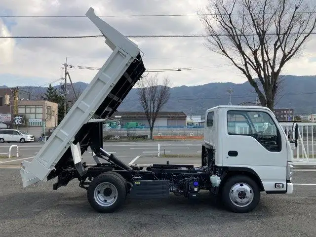 マツダ タイタン 小型 ダンプ 2PG-LKS88AD R5の中古トラック画像5