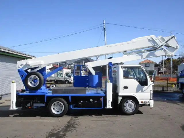 いすゞ エルフ 小型 高所・建柱車 高所作業車 SKG-NKR85YNの中古トラック画像3