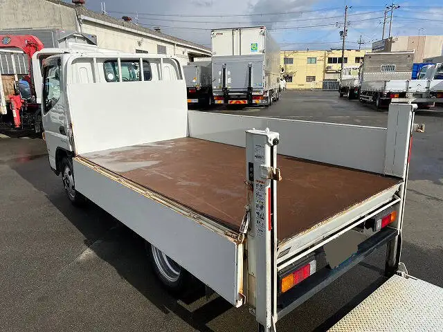 日産 アトラス 小型 平ボディ パワーゲート 床鉄板の中古トラック画像9