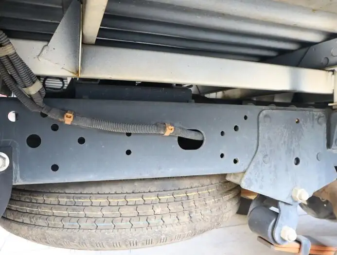 日産 アトラス 小型 平ボディ 床鉄板 TKG-SZ2F24の中古トラック画像像17