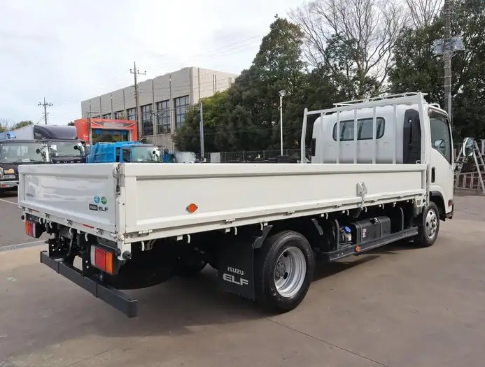 いすゞ エルフ 小型 平ボディ 2RG-NPR88AR H31/R1の中古トラック画像3
