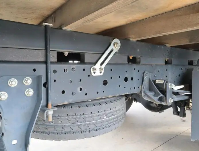 いすゞ エルフ 小型 平ボディ 2RG-NPR88AR H31/R1の中古トラック画像18