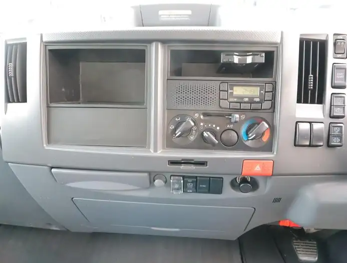 いすゞ エルフ 小型 平ボディ 2RG-NPR88AR H31/R1の中古トラック画像14