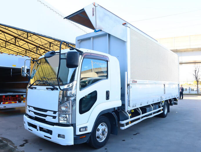 いすゞ ギガ 大型 トラクター 2デフ ベッド の中古トラック【車両No.129999】