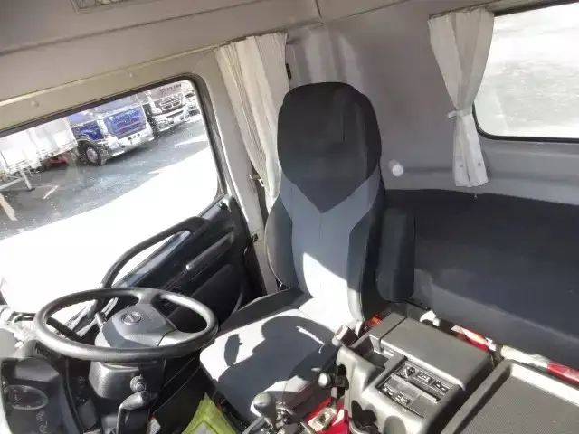 日野 プロフィア 大型 トラクター ハイルーフ 1デフの中古トラック画像7