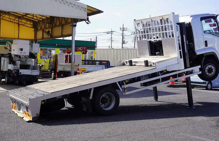 いすゞ フォワード 中型/増トン 車両重機運搬 ラジコン ウインチの中古トラック画像4
