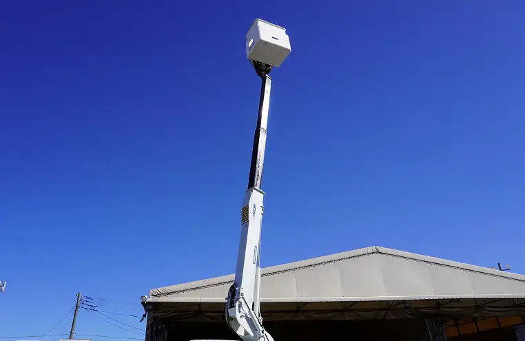 三菱 キャンター 小型 高所・建柱車 高所作業車 電工仕様の中古トラック画像4