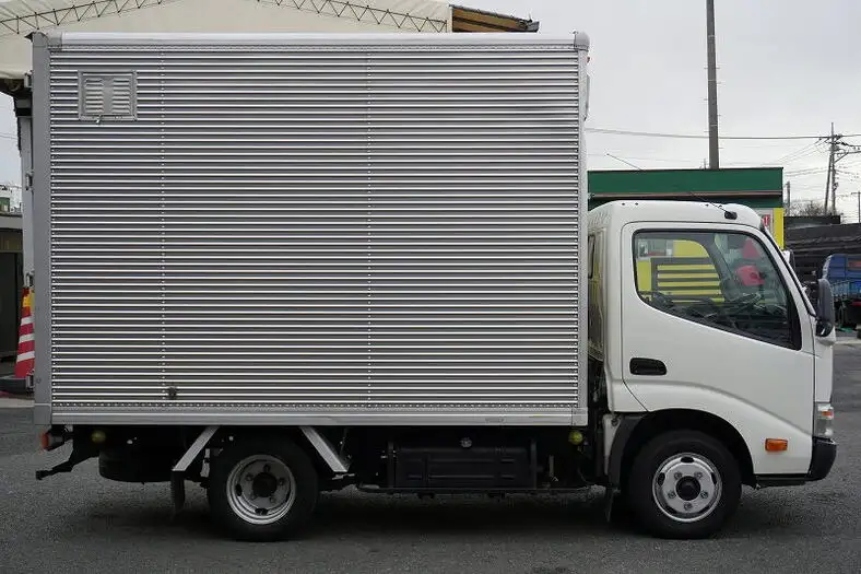 トヨタ トヨエース 小型 アルミバン サイドドア TKG-XZU605の中古トラック画像2