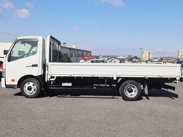 日野 デュトロ 小型 平ボディ 床鉄板 TKG-XZU712Mの中古トラック画像6