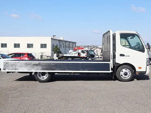 日野 デュトロ 小型 平ボディ 床鉄板 TKG-XZU712Mの中古トラック画像8
