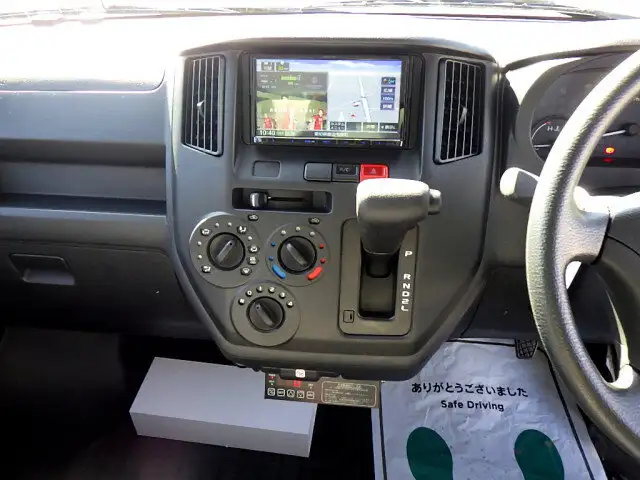 マツダ ボンゴ 小型 冷凍冷蔵 低温 床ステンの中古トラック画像14