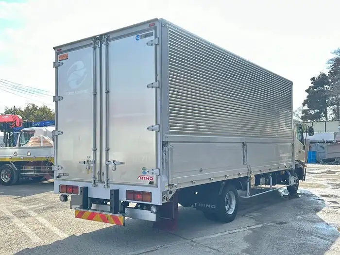 日野 レンジャー 中型/増トン ウイング ベッド TKG-FD9JLAAの中古トラック画像3