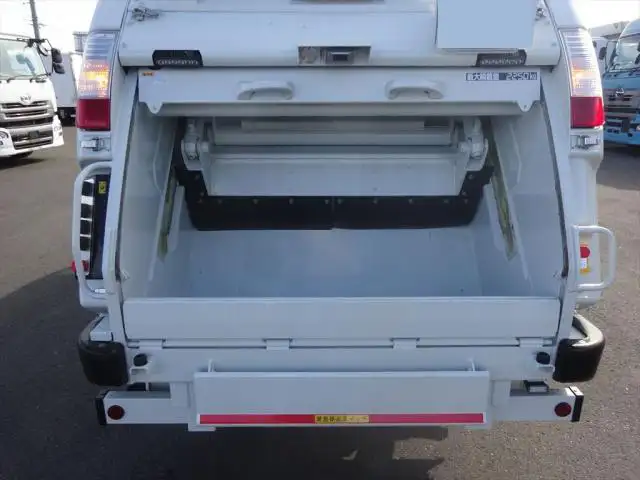 三菱 キャンター 小型 パッカー車 プレス式 2RG-FEAV0の中古トラック画像6