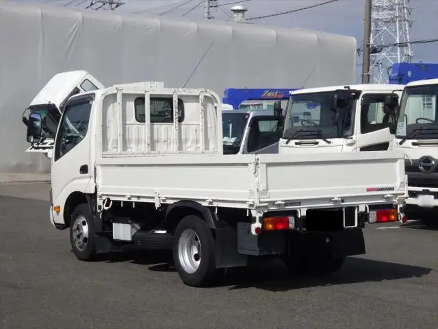 日野 デュトロ 小型 平ボディ 2RG-XZC605M R4の中古トラック画像4