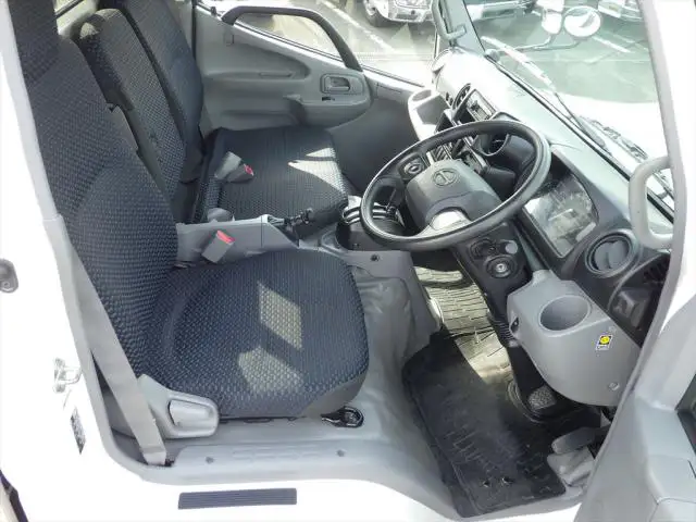 日野 デュトロ 小型 平ボディ 2RG-XZC605M R4の中古トラック画像12