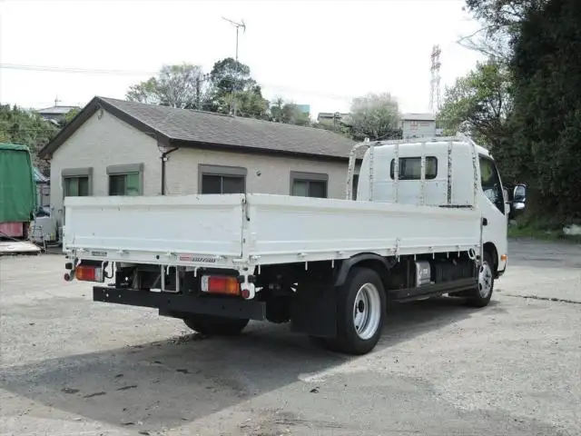 日野 デュトロ 小型 平ボディ 2RG-XZU655M R3の中古トラック画像3
