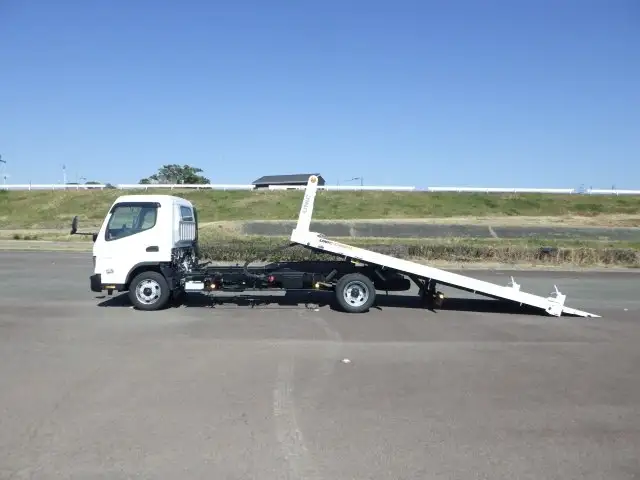 三菱 キャンター 小型 車両重機運搬 ラジコン ウインチの中古トラック画像3