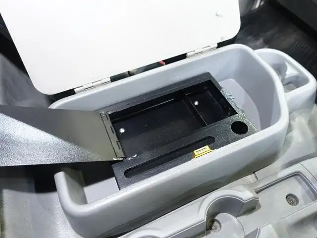 日野 デュトロ 小型 アルミバン サイドドア 3枚観音の中古トラック画像14