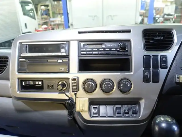 日産UD コンドル 中型/増トン 平ボディ パワーゲート 床鉄板の中古トラック画像13