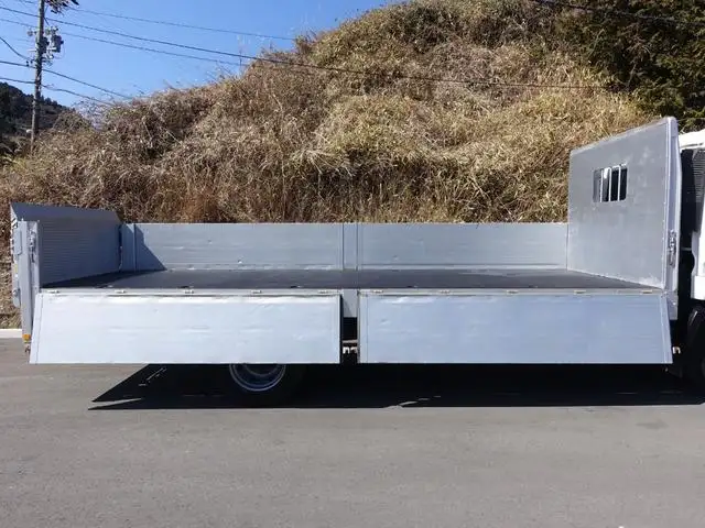 日産UD コンドル 中型/増トン 平ボディ パワーゲート 床鉄板の中古トラック画像7