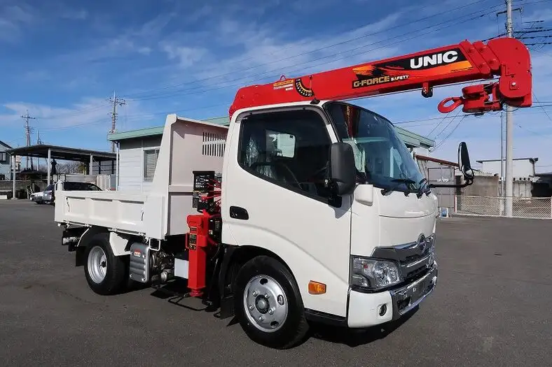 日野 デュトロ 小型 ダンプ クレーン付き 2RG-XZU600Tの中古トラック画像3