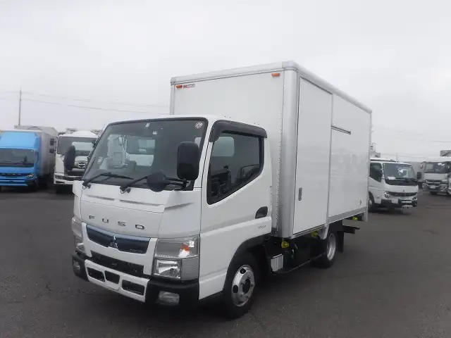 三菱 キャンター 小型 アルミバン サイドドア 3枚観音 の中古トラック【車両No.160952】