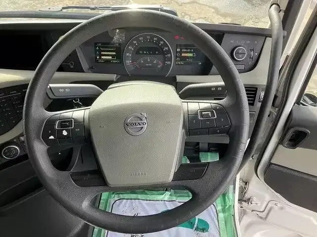 ボルボ トラック 大型 トラクター ハイルーフ 1デフの中古トラック画像9