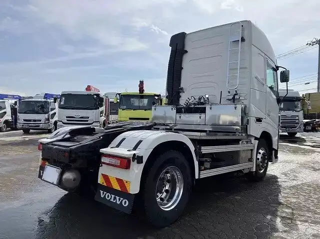 ボルボ トラック 大型 トラクター ハイルーフ 1デフの中古トラック画像2