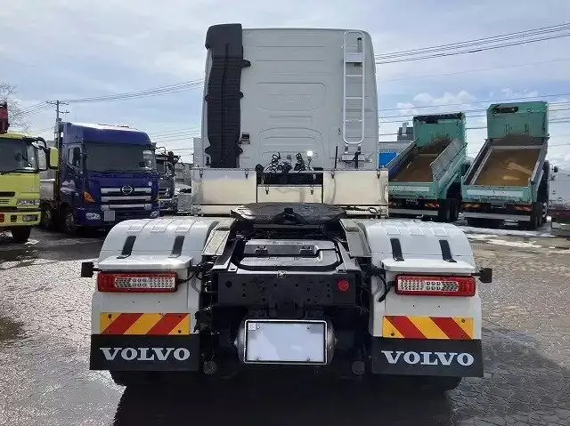 ボルボ トラック 大型 トラクター ハイルーフ 1デフの中古トラック画像3