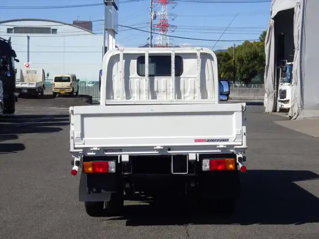 日野 デュトロ 小型 平ボディ 2RG-XZC605M R4の中古トラック画像4
