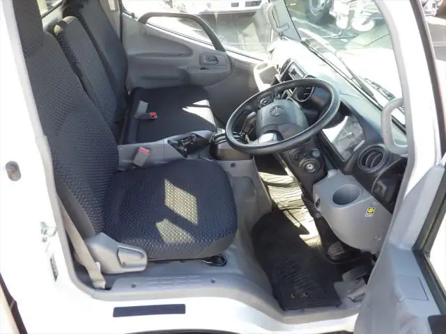 日野 デュトロ 小型 平ボディ 2RG-XZC605M R4の中古トラック画像13
