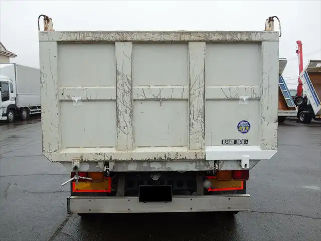 いすゞ フォワード 中型/増トン ダンプ 土砂禁 ステンレス張りの中古トラック画像3