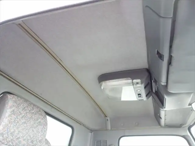 いすゞ フォワード 中型/増トン ダンプ 土砂禁 ステンレス張りの中古トラック画像13