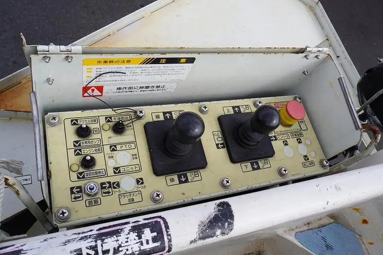 三菱 キャンター 小型 高所・建柱車 高所作業車 電工仕様の中古トラック画像6
