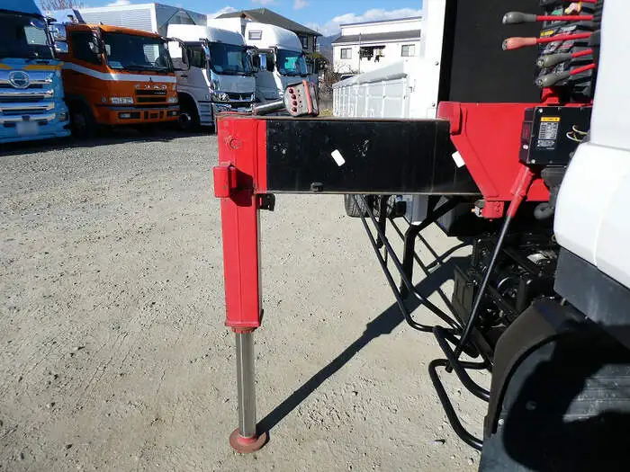 いすゞ フォワード 中型/増トン クレーン付 4段 ラジコンの中古トラック画像11
