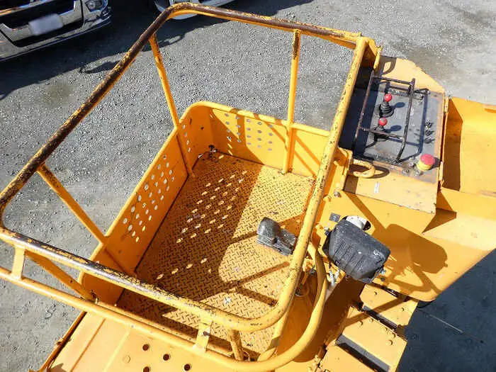 いすゞ エルフ 小型 高所・建柱車 高所作業車 BDG-NKR85Nの中古トラック画像7